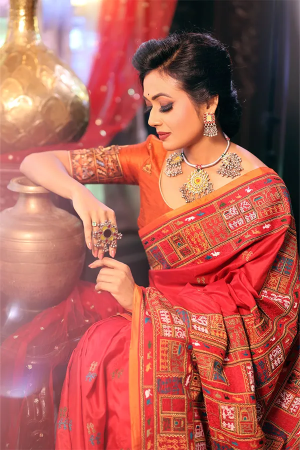 BAHAR || TIMELESS ELEGANT MINIATURE ART SAREE