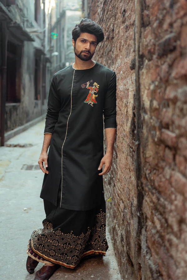 BENGALI FOLKLORE KANTHA KURTA Hover