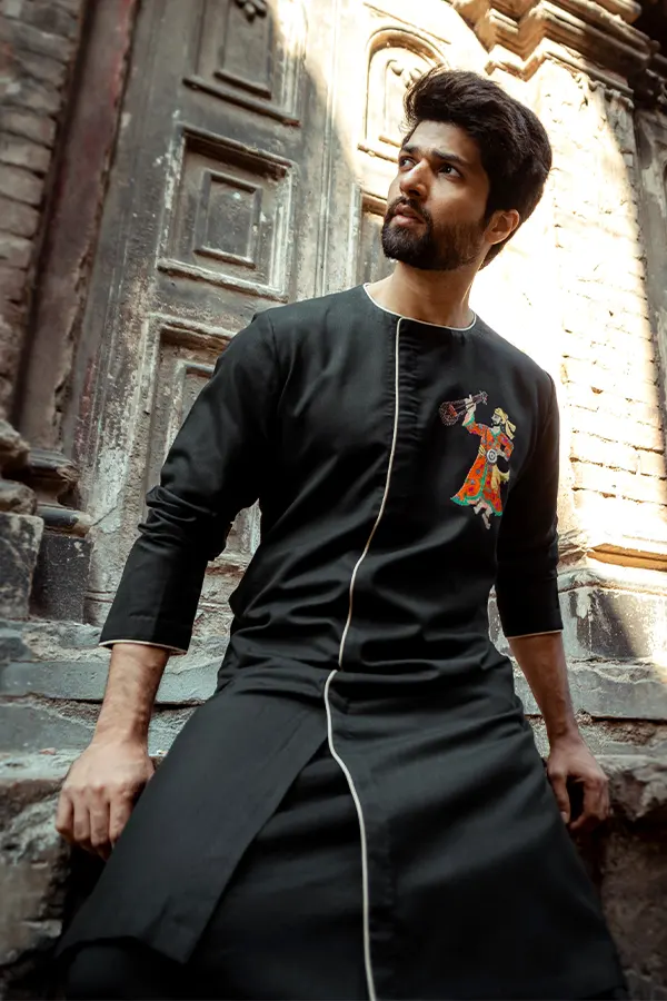 BENGALI FOLKLORE KANTHA KURTA Hover