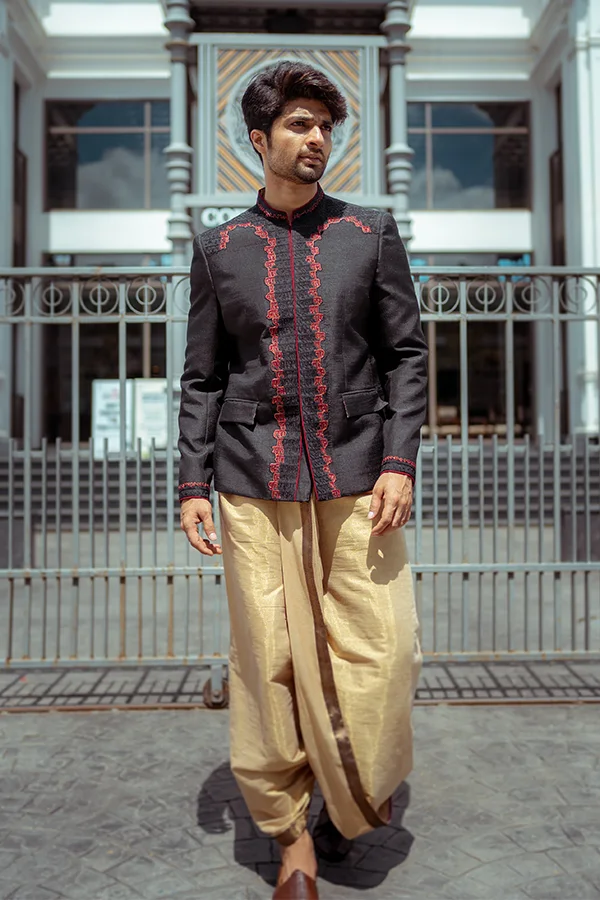 BLACK DEVANAGARI EMBROIDERED PRINCECOAT SET