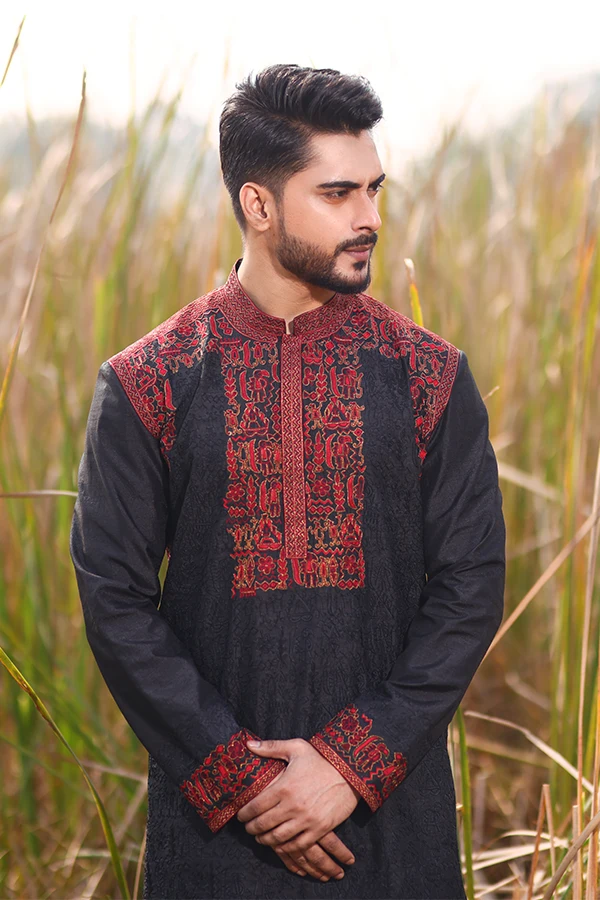 BLACK VINTAGE TRIBAL ART KURTA