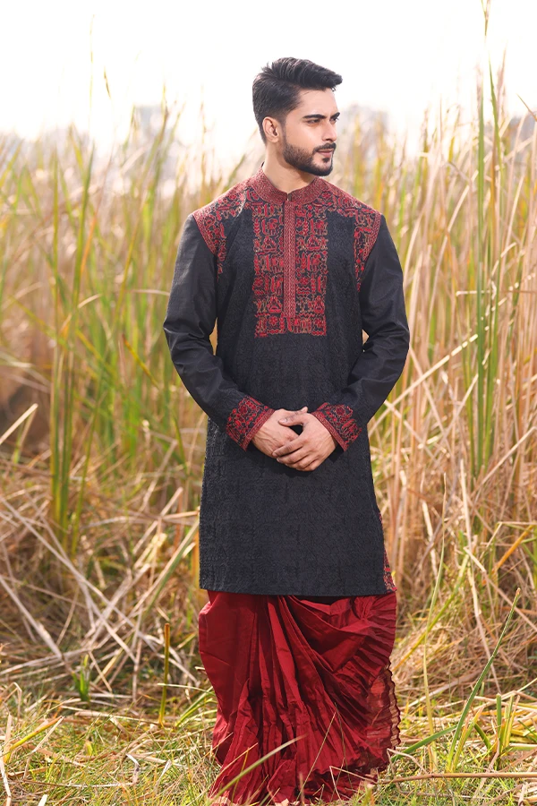 BLACK VINTAGE TRIBAL ART KURTA Hover