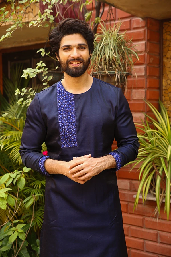BLUE KASIDAKARI EMBROIDERED KURTA Hover