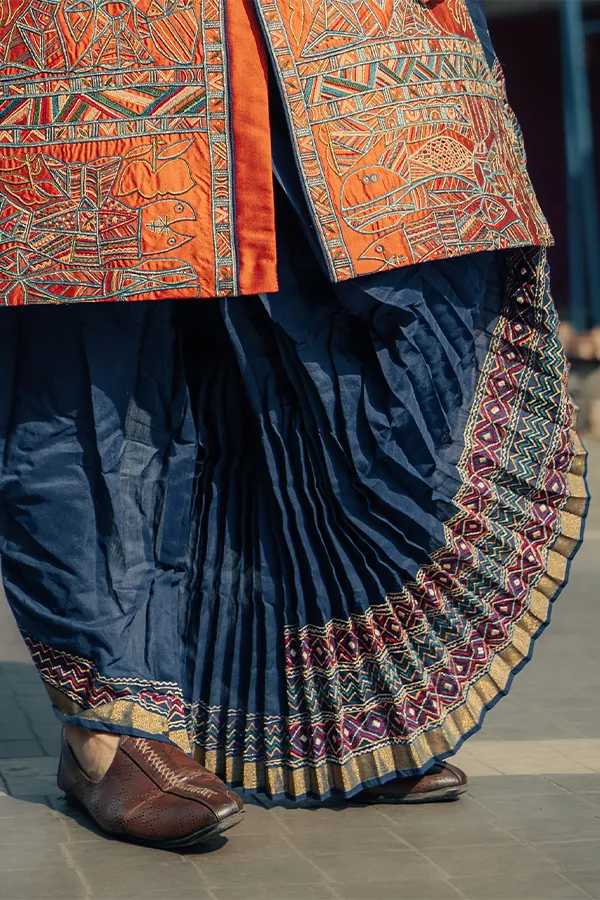 BLUE TRIBAL MOTIF DESIGN