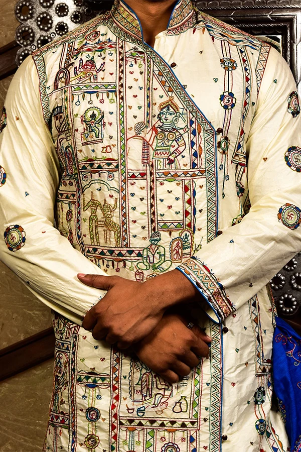 DURGA SCULPTURAL ART EMBROIDERED GROOMSWEAR Hover