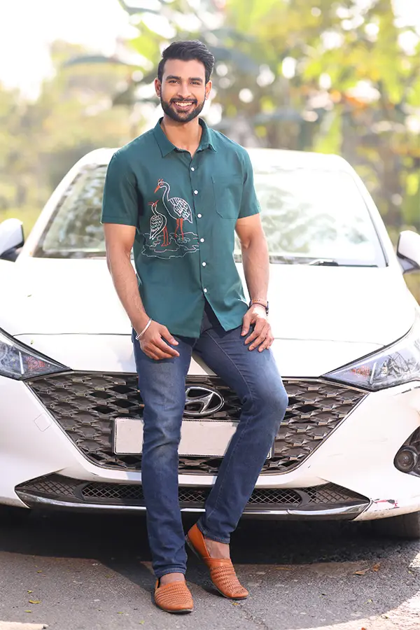 FAUNA EMBROIDRED DESIGNER SHIRT - BOTTLE GREEN Hover