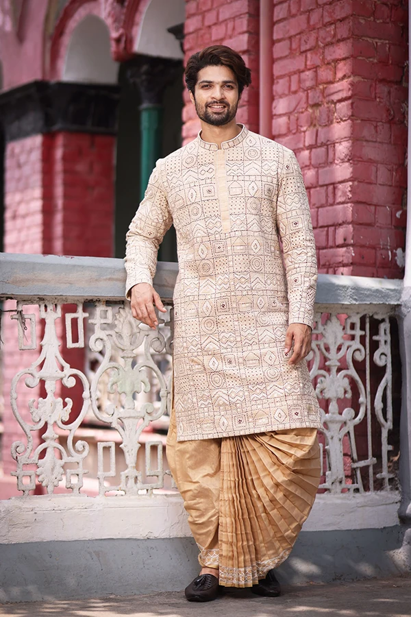 GACHI TUSSAR CLASSIC KANTHA KURTA