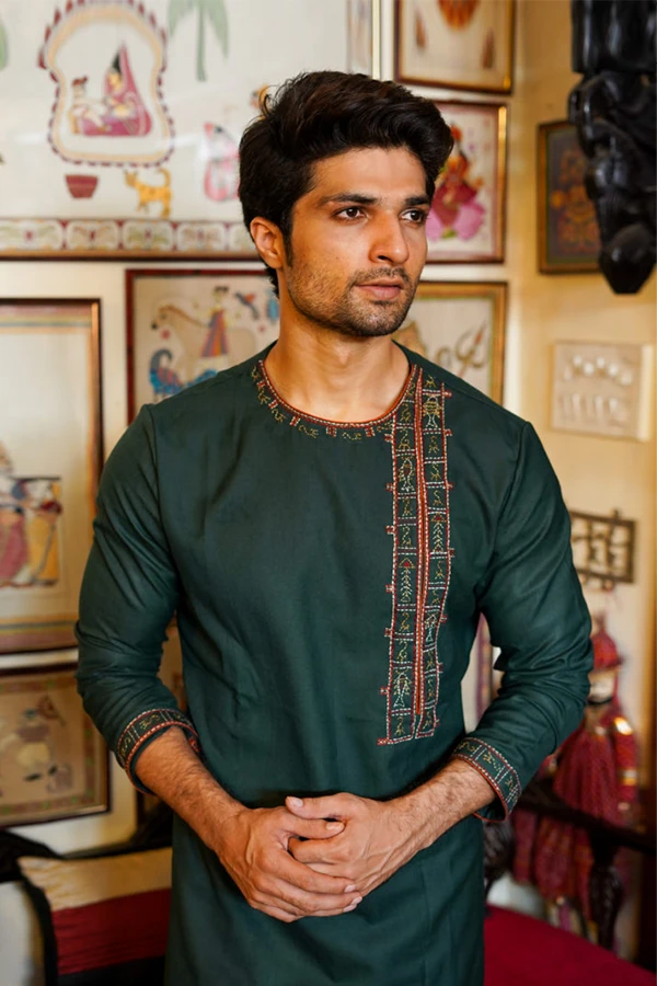 GREEN ELEGANT KANTHA KURTA