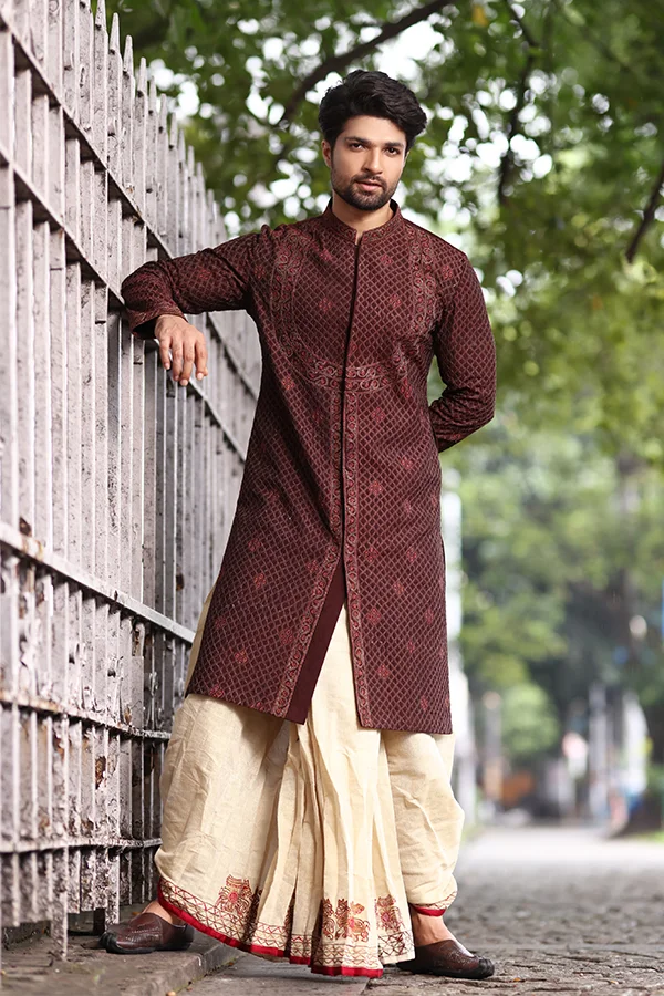 HERITAGE ARCHITECTURAL JAAL EMBROIDERED ACHKAN