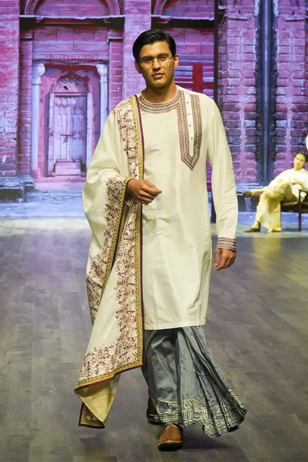 IVORY ELEGANT KURTA Hover