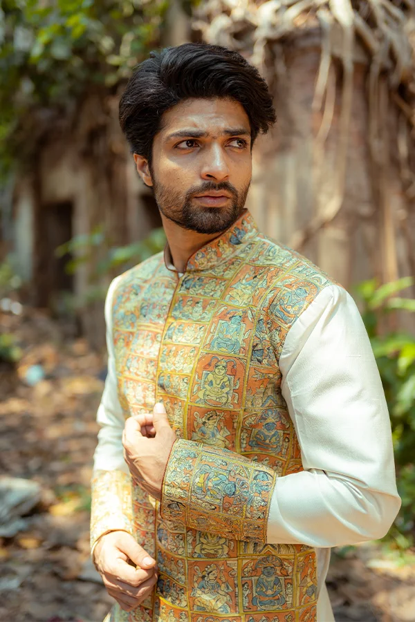 IVORY EXCLUSIVE HANDPAINTED PATTACHITRA ACHKAN