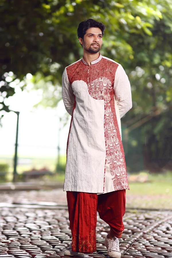 IVORY VINTAGE PAISLEY EMBROIDERED ANGRAKHA