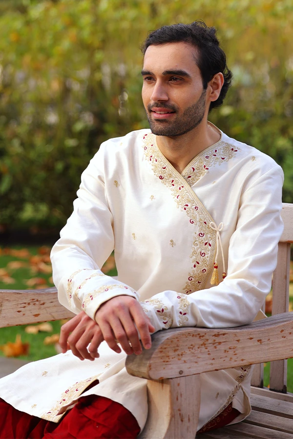 IVORY ZAMINDAR STYLE ANGRAKHA Hover