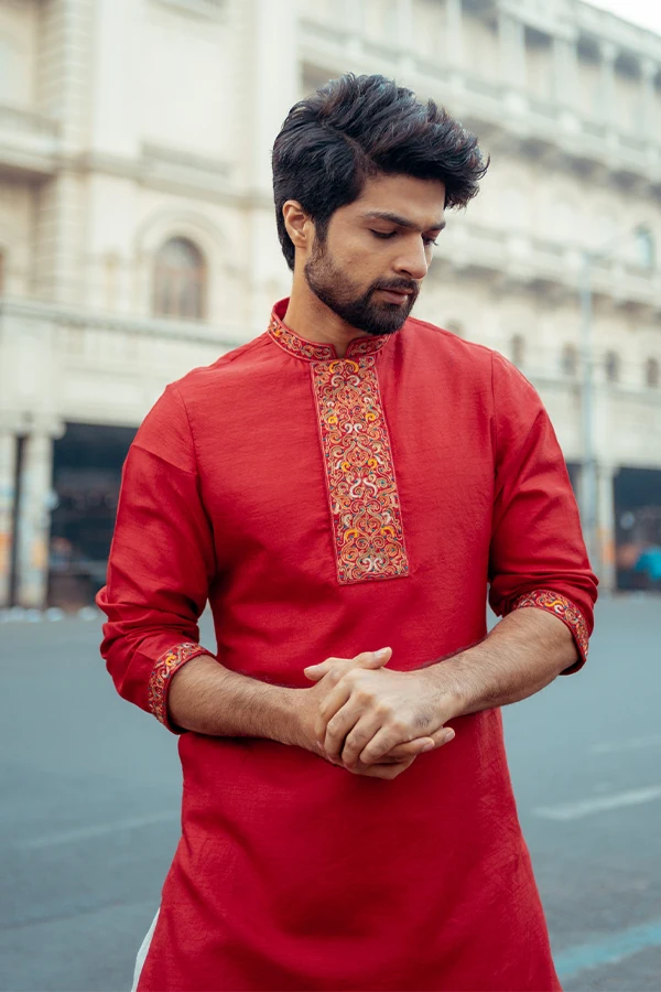 KASHMIRI MULTICOLOR SILK THREAD EMBROIDERY KURTA