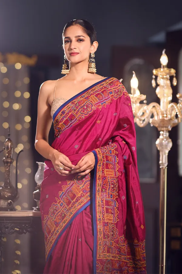 MAHAL || BOUGAINVILLEA ROYAL ART SAREE Hover