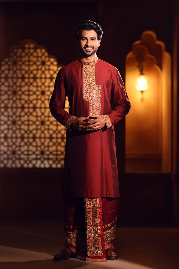 MAJESTIC MAROON MIDSTRIP KURTA