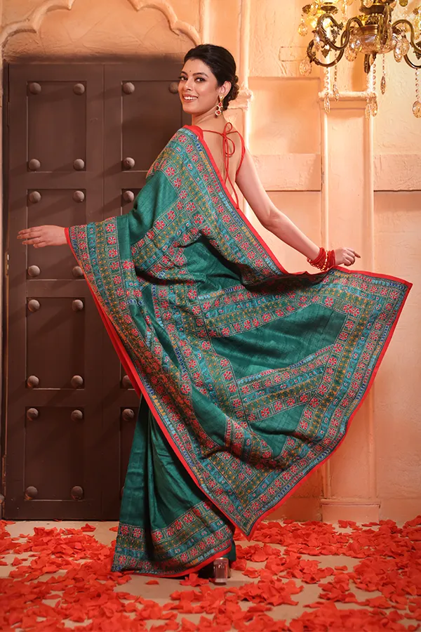 MANJARI || GREEN GEOMETRIC FLORAL KANTHA SAREE Hover