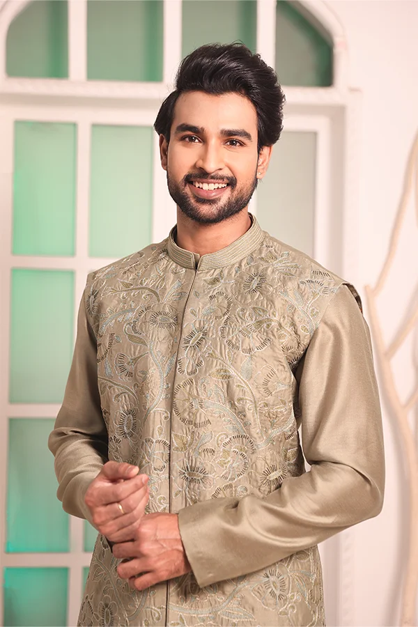 OLIVE FLORAL HALF JACKET/BUNDI SET Hover