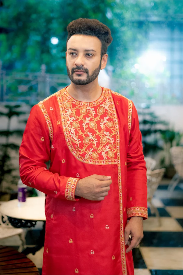 RED FLORAL YOKE RITUALISTIC KURTA