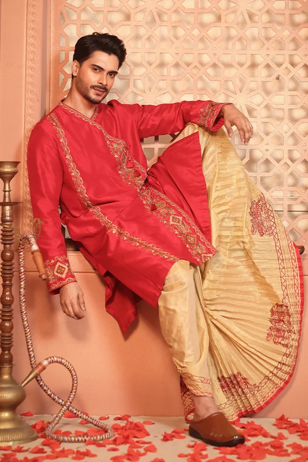 RED JAMDANI MOTIF EMBELLISHED ANGRAKHA Hover