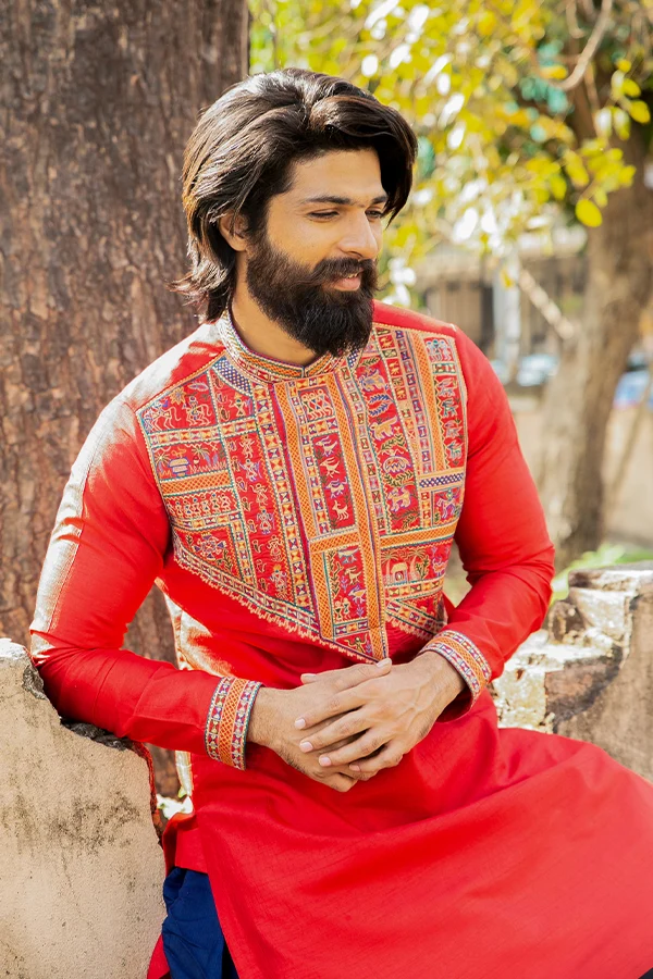 RED MINIATURE ART EMBROIDERED KURTA