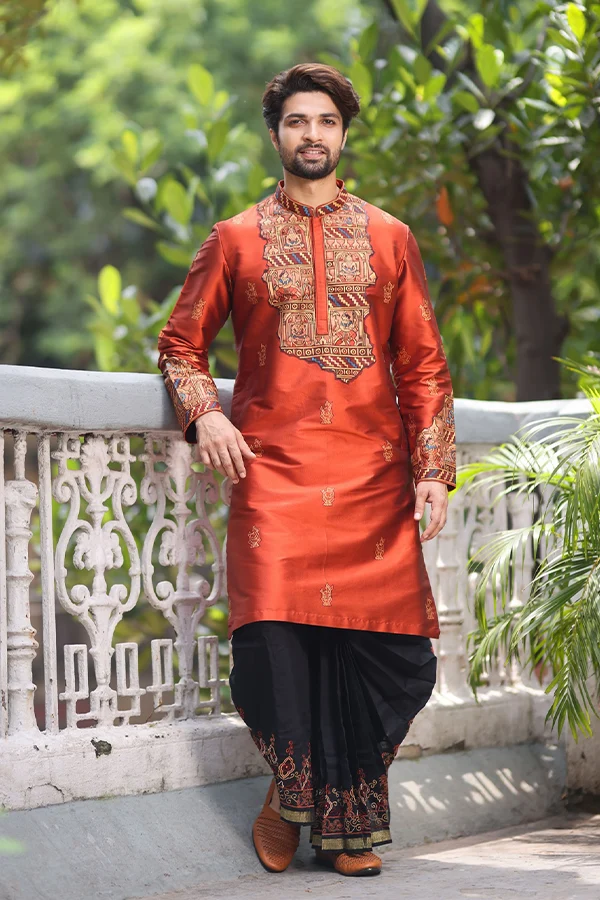 RUST HERITAGE HANDPAINTED KURTA Hover