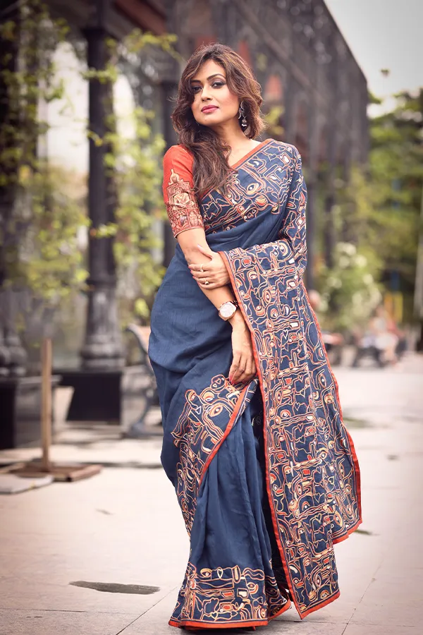 SAMMUKHA || EXQUISITE BLUE ARTISANAL FACES MOTIF SAREE