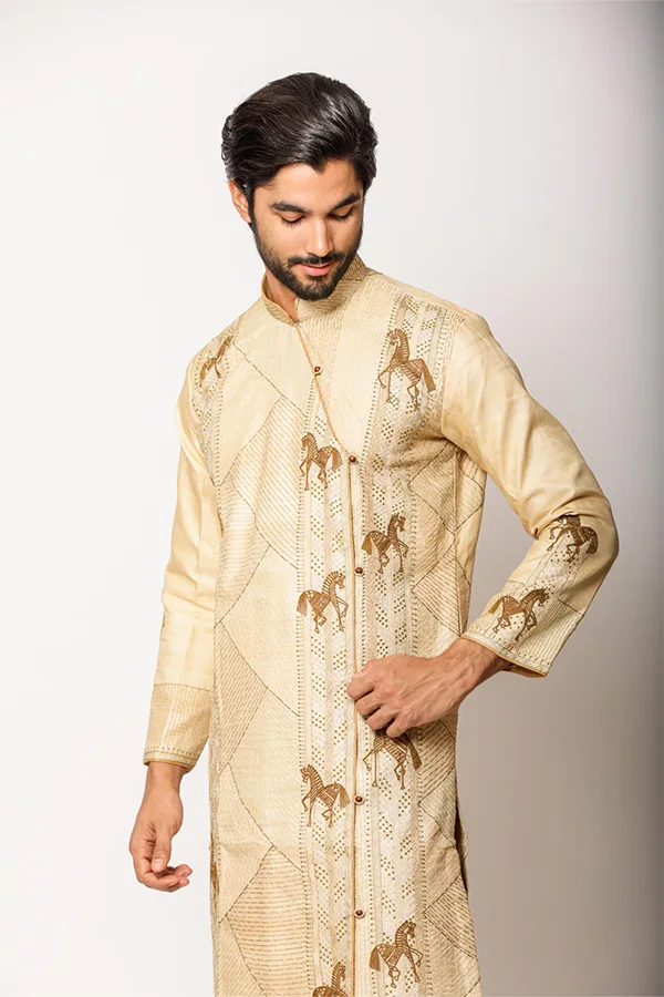 TIMELESS BENGAL ART HERITAGE ANGRAKHA Hover