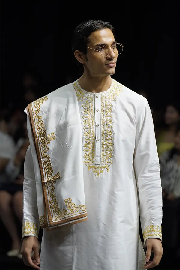 TIMELESS IVORY KURTA