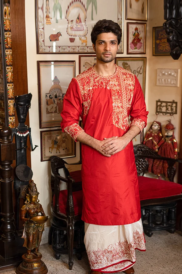TIMELESS KOLKATA KURTA Hover