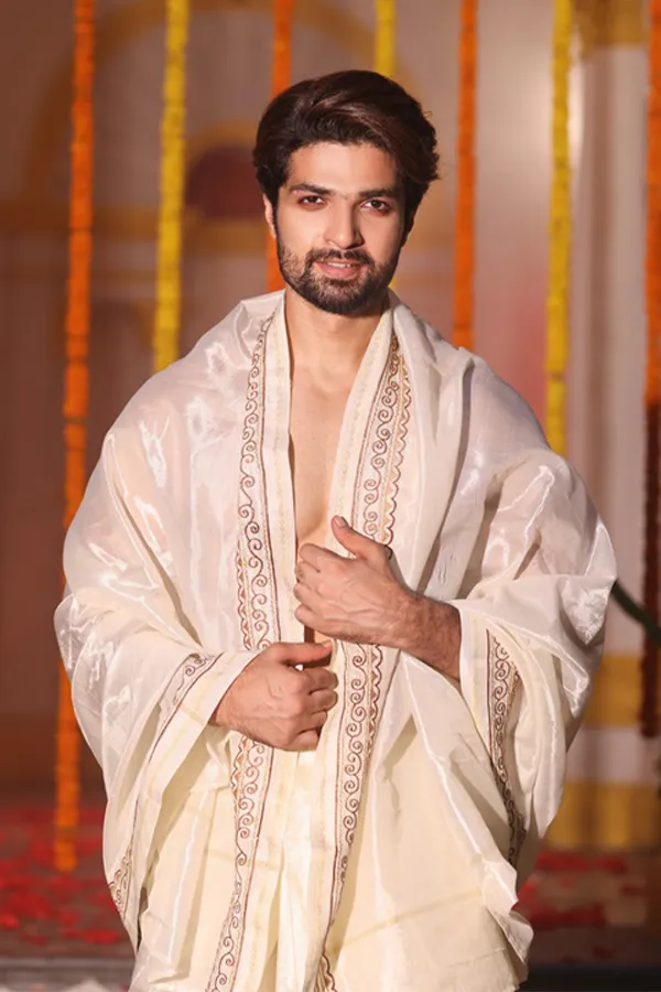 TRADITIONAL EMBROIDERED JORE SET