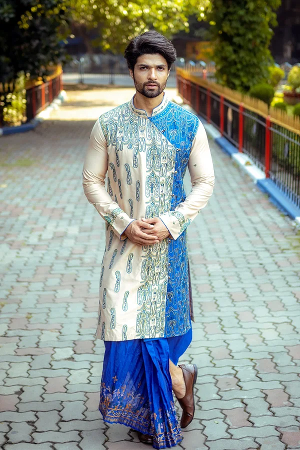 TRADITIONAL PAISLEY HANDCRAFTED ANGRAKHA
