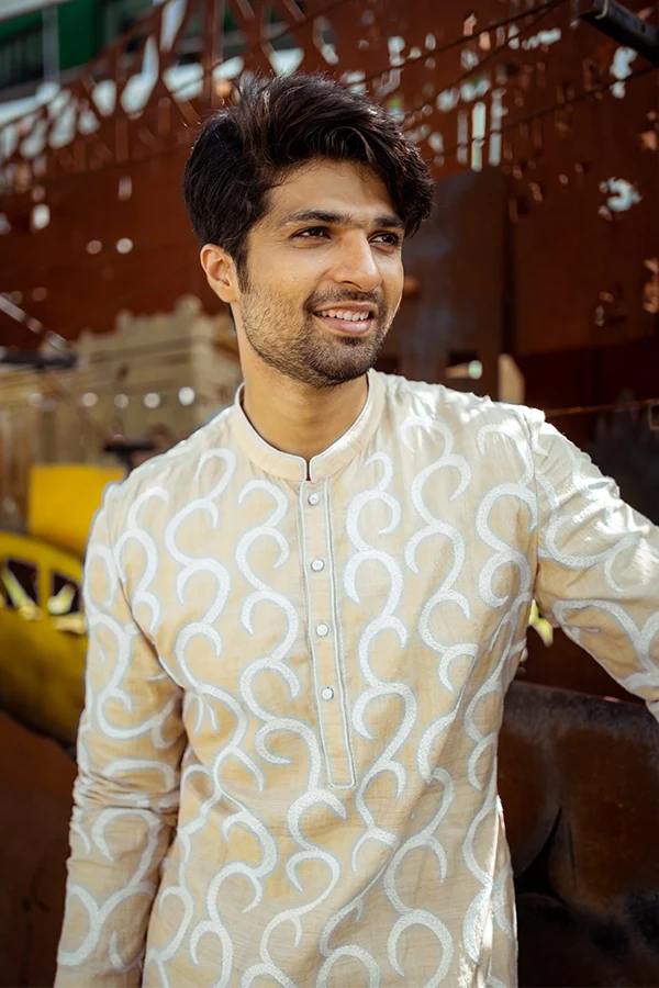 TUSSAR ALL OVER UNIQUE KANTHA KURTA