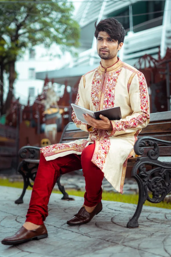 TUSSAR HANDCRAFTED FACES ACHKAN Hover