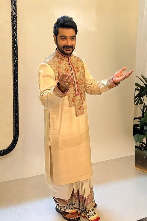 TUSSAR ROYAL KASHIMIRI WORK KURTA Hover