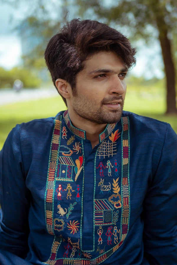 WARLI FOLK ART CLASSIC  KURTA Hover