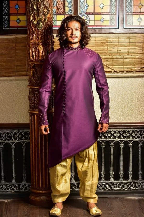 WINE INDO WESTERN ASSYMETRIC ANGRAKHA SET